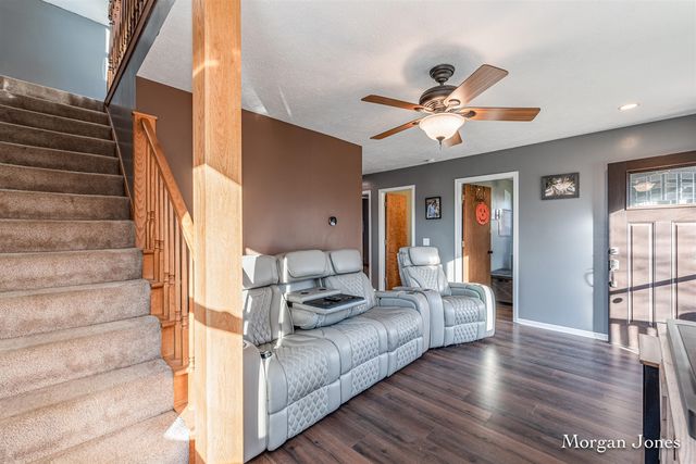 187 Washington Street, Saranac, MI 48881