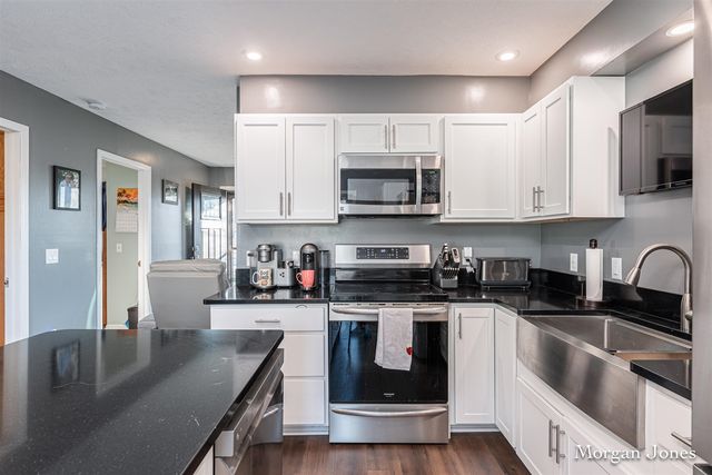 187 Washington Street, Saranac, MI 48881