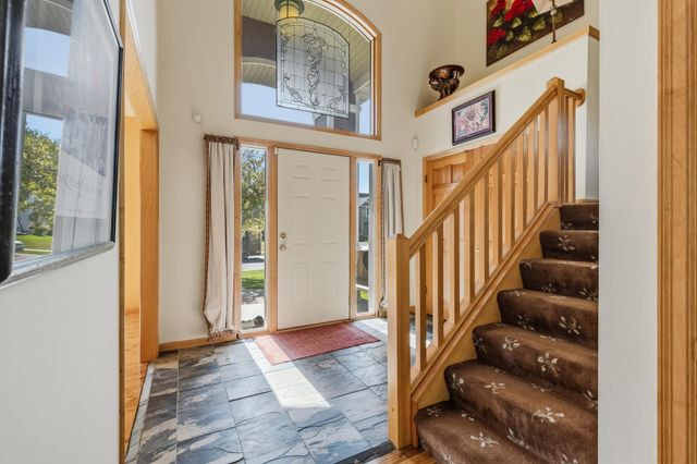 9314 Peony Lane N, Maple Grove, MN 55311
