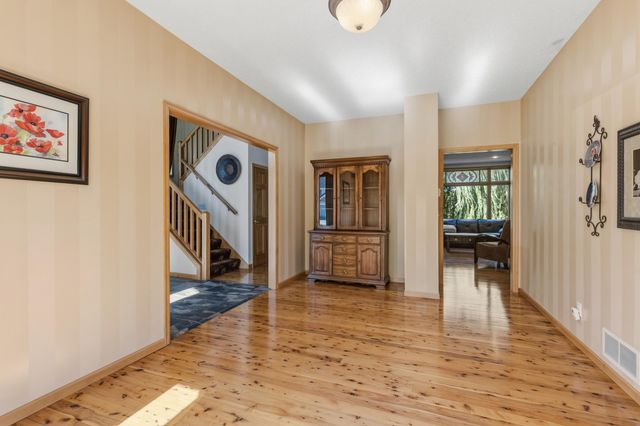 9314 Peony Lane N, Maple Grove, MN 55311