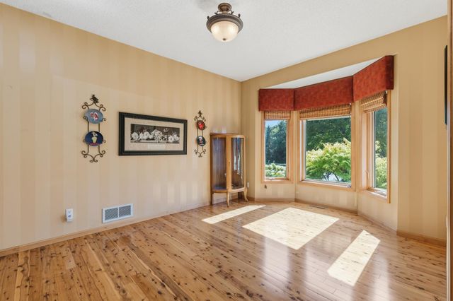 9314 Peony Lane N, Maple Grove, MN 55311