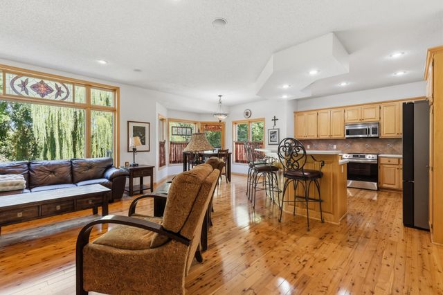 9314 Peony Lane N, Maple Grove, MN 55311