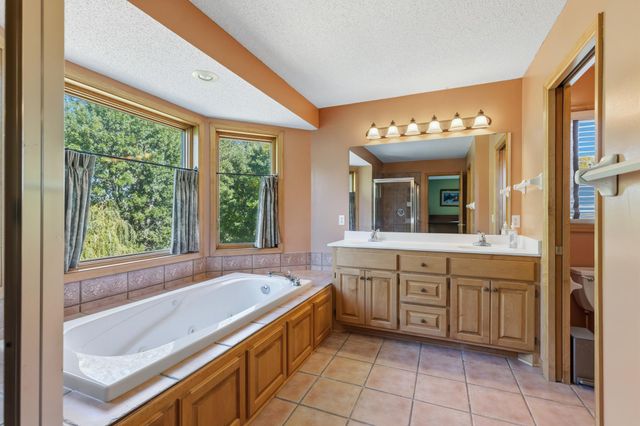 9314 Peony Lane N, Maple Grove, MN 55311