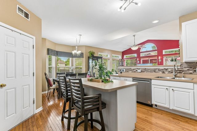 4608 Joyce Lane, Mchenry, IL 60050