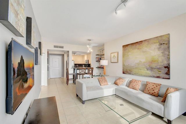 511 SE 5th Avenue 2315, Fort Lauderdale, FL 33301