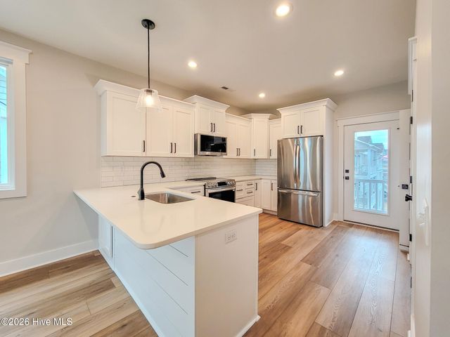 128 Sea Oaks Court 10-B, N Topsail Beach, NC 28460