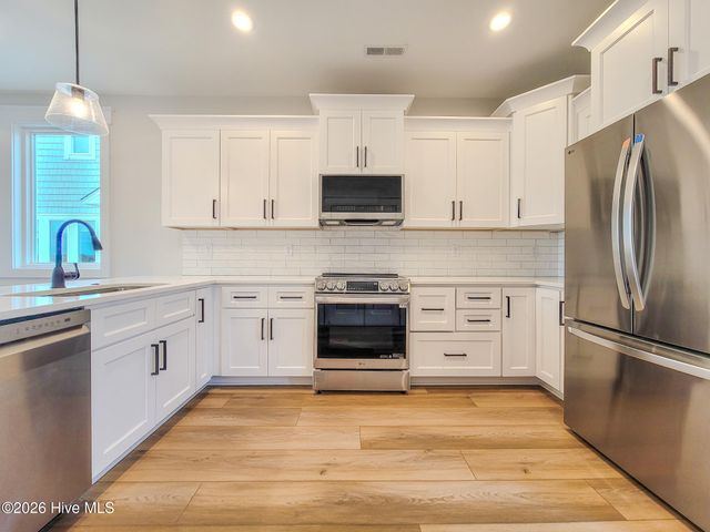 128 Sea Oaks Court 10-B, N Topsail Beach, NC 28460