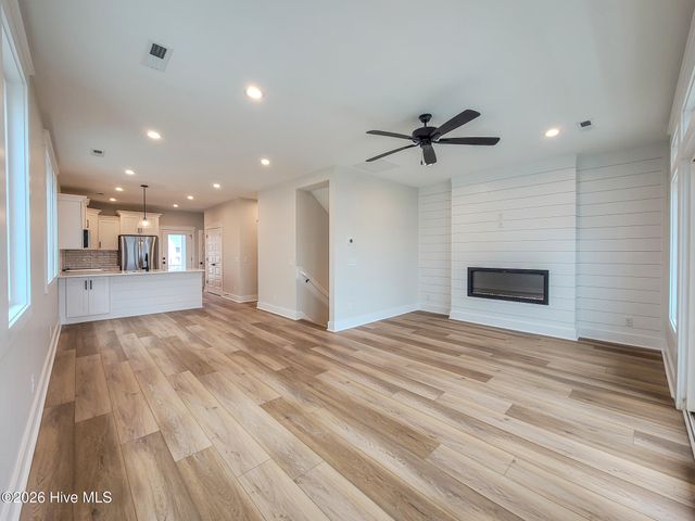 128 Sea Oaks Court 10-B, N Topsail Beach, NC 28460