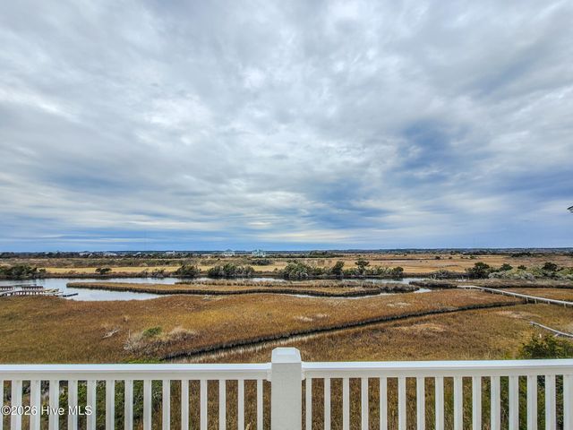 128 Sea Oaks Court 10-B, N Topsail Beach, NC 28460