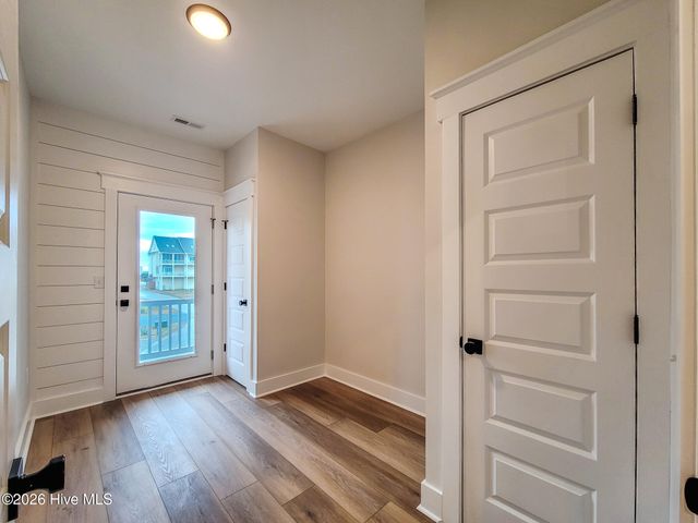 128 Sea Oaks Court 10-B, N Topsail Beach, NC 28460