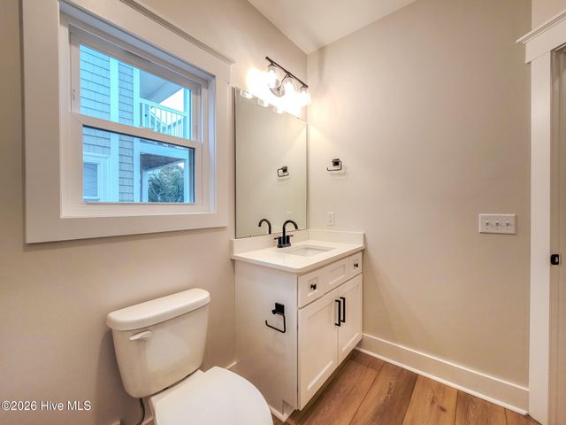 128 Sea Oaks Court 10-B, N Topsail Beach, NC 28460