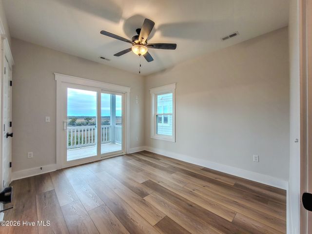 128 Sea Oaks Court 10-B, N Topsail Beach, NC 28460