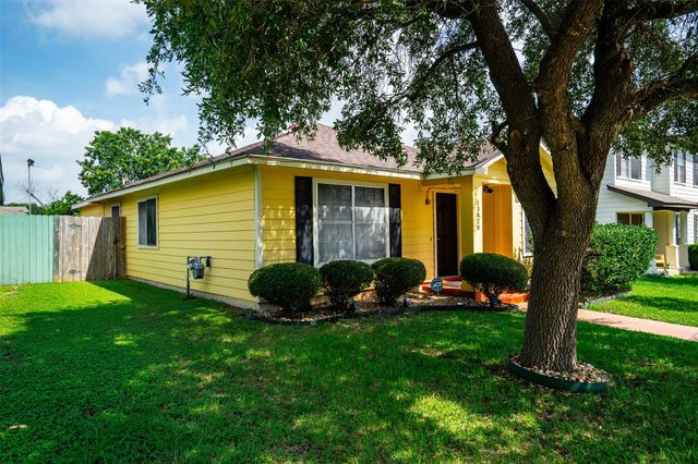 13828 Spring Heath RD, Pflugerville, TX 78660