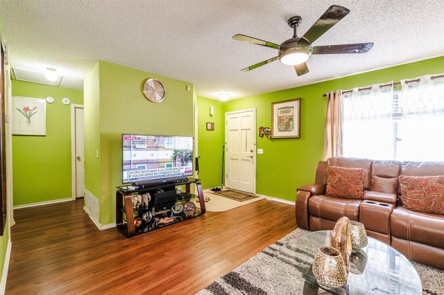 13828 Spring Heath RD, Pflugerville, TX 78660
