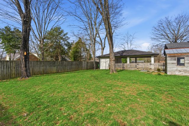 2315 London Ave, Murfreesboro, TN 37129