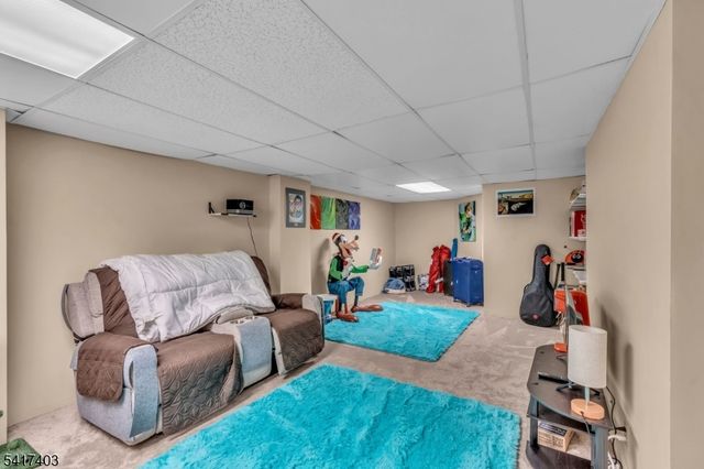 1403 Moonlight Ct, Washington Twp., NJ 07840