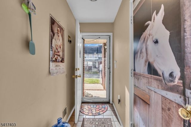 1403 Moonlight Ct, Washington Twp., NJ 07840