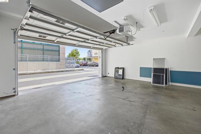 1502 Nevin Plz, Richmond, CA 94801