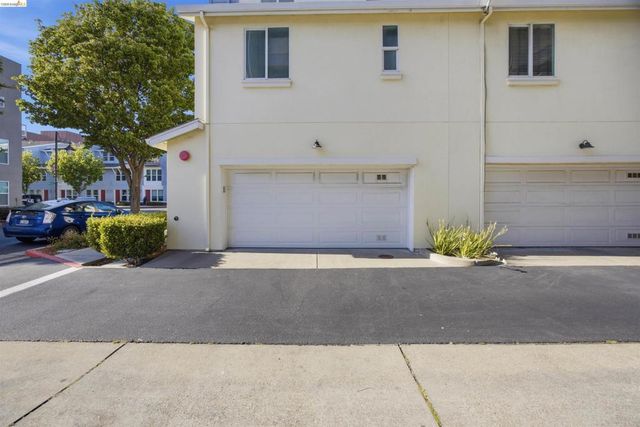 1502 Nevin Plz, Richmond, CA 94801