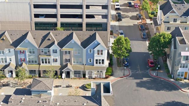 1502 Nevin Plz, Richmond, CA 94801