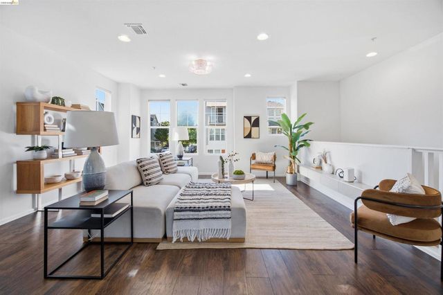 1502 Nevin Plz, Richmond, CA 94801