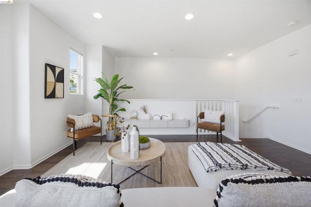 1502 Nevin Plz, Richmond, CA 94801
