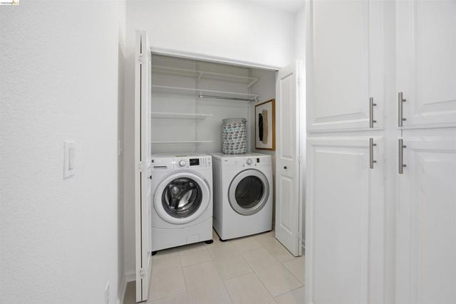 1502 Nevin Plz, Richmond, CA 94801