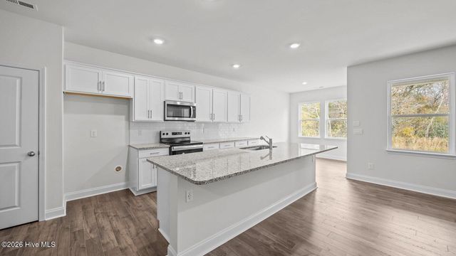 2604 Delilah Drive, Winterville, NC 28590