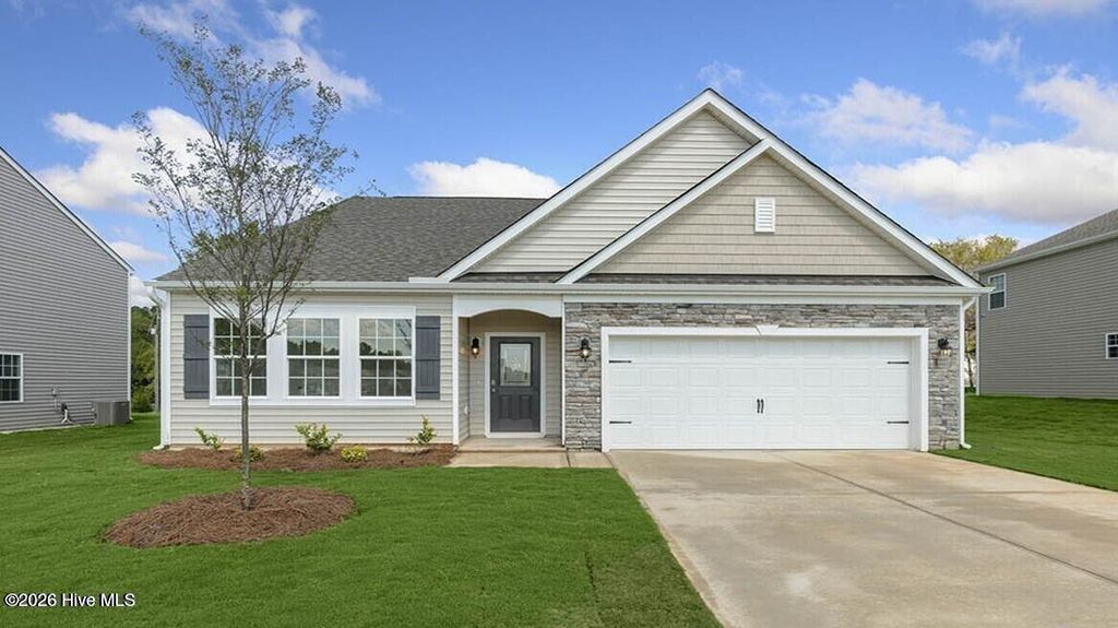 2604 Delilah Drive, Winterville, NC 28590
