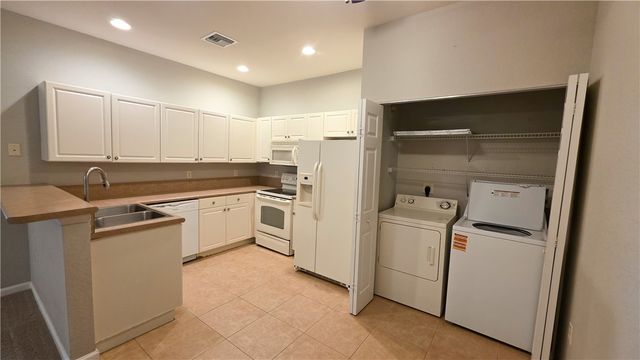 2565 Langrove Lane SW, Vero Beach, FL 32962