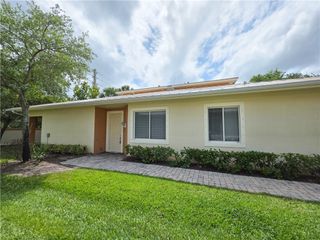 2565 Langrove Lane SW, Vero Beach, FL 32962