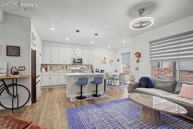 5865 Torrisdale View, Colorado Springs, CO 80927