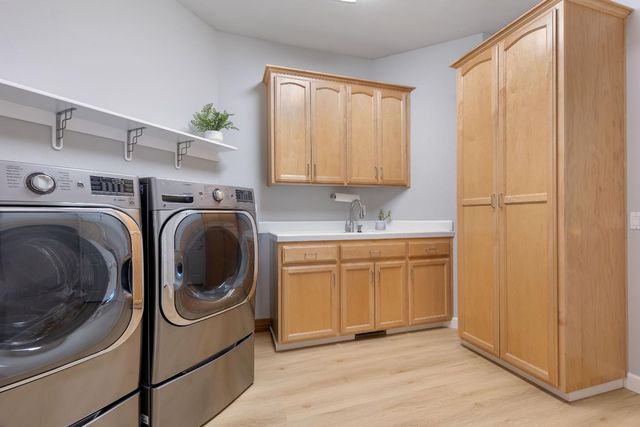 3521 Robertson Ave, Sacramento, CA 95821