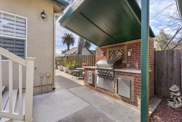 3521 Robertson Ave, Sacramento, CA 95821