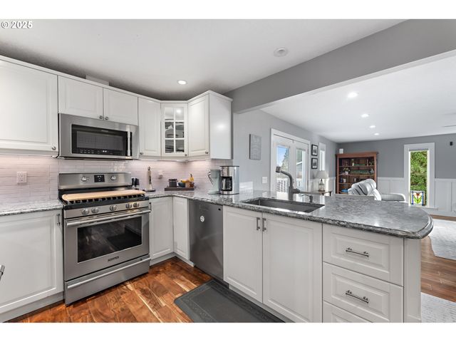 12300 Sw 127TH Ave, Portland, OR 97223