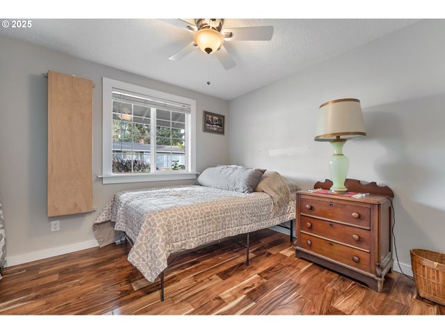 12300 Sw 127TH Ave, Portland, OR 97223