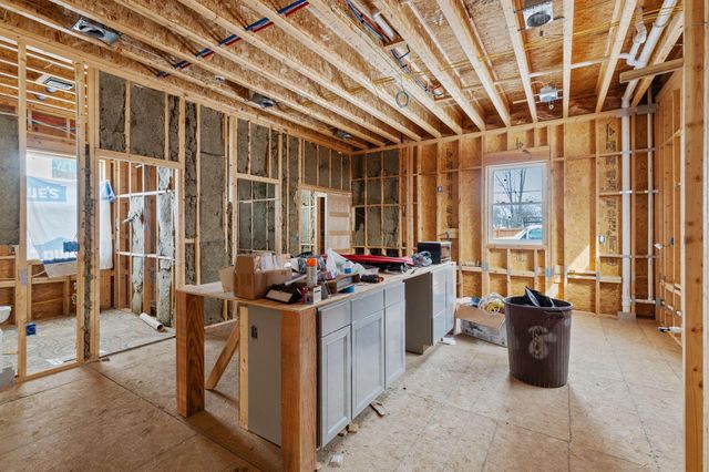 2948 Main Street, Urbancrest, OH 43123