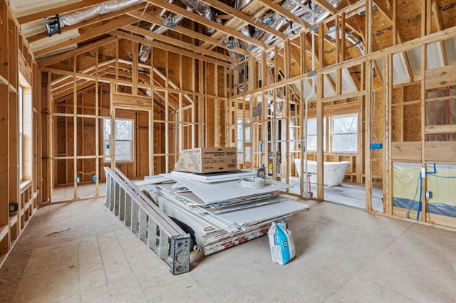 2948 Main Street, Urbancrest, OH 43123
