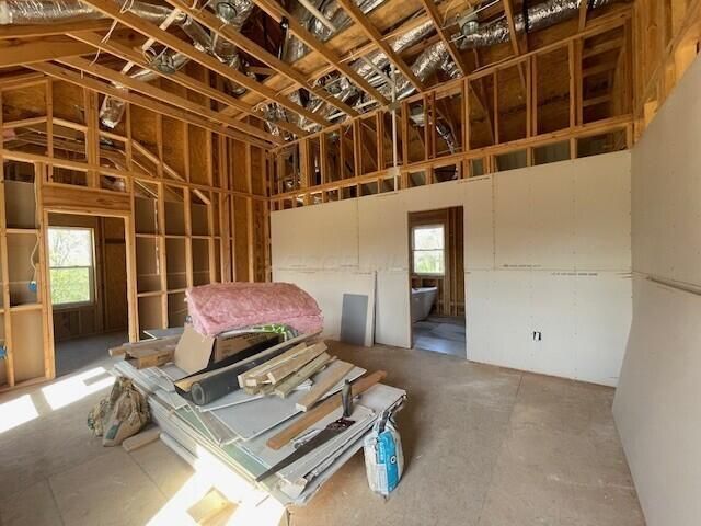 2948 Main Street, Urbancrest, OH 43123