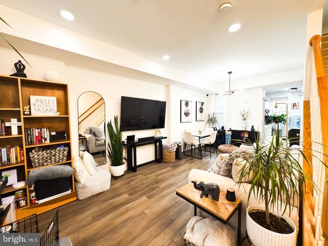 2030 4TH ST NW, Washington, DC 20001