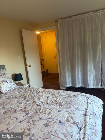 40 BERKSHIRE LN, Willingboro, NJ 08046