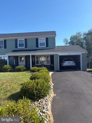 40 BERKSHIRE LN, Willingboro, NJ 08046