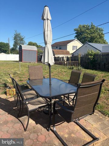 40 BERKSHIRE LN, Willingboro, NJ 08046
