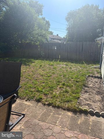 40 BERKSHIRE LN, Willingboro, NJ 08046