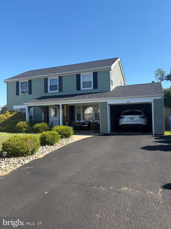 40 BERKSHIRE LN, Willingboro, NJ 08046