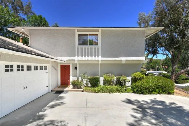 23764 Del Cerro, West Hills, CA 91304