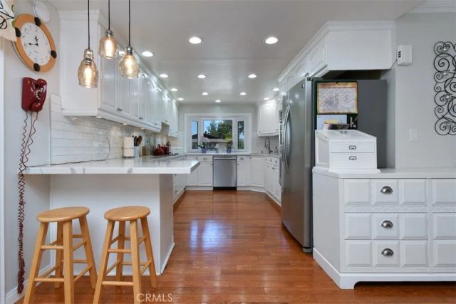 23764 Del Cerro, West Hills, CA 91304