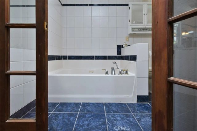 23764 Del Cerro, West Hills, CA 91304