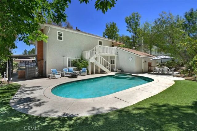 23764 Del Cerro, West Hills, CA 91304