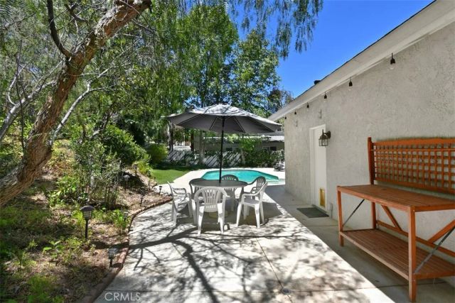 23764 Del Cerro, West Hills, CA 91304